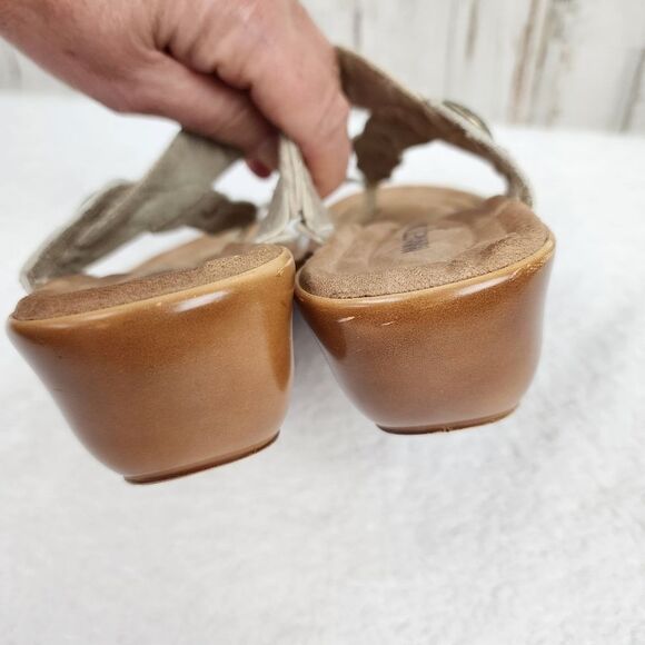 Minnetonka Natural Slide Sandals Size 6 - Picture 5 of 9